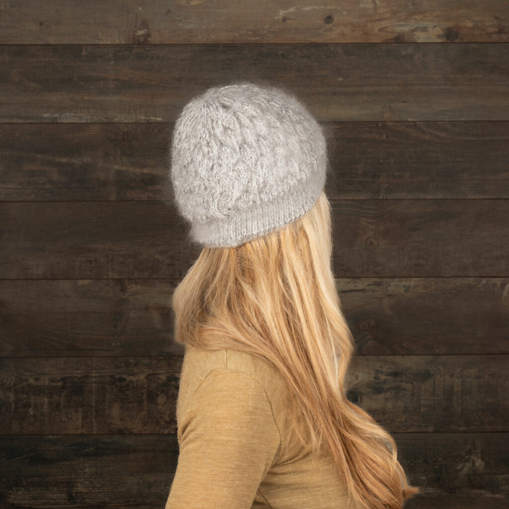 Handmade Goat Wool Hat - Belosnezka