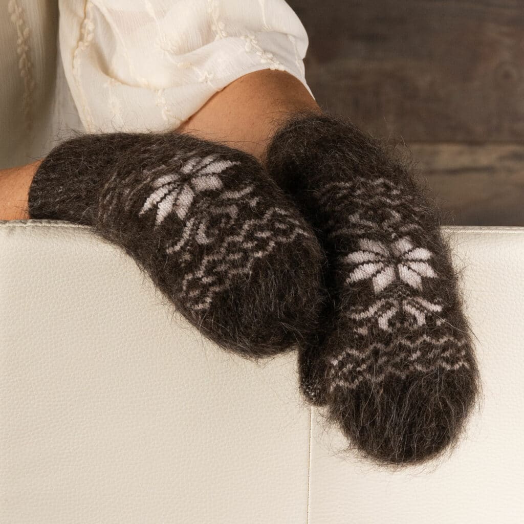 Goat wool mittens - Glashka